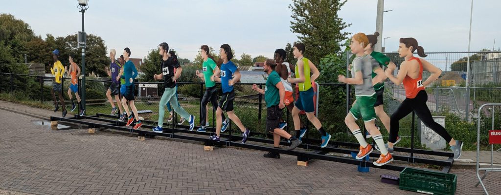 dam tot dam lopers sculptuur 15